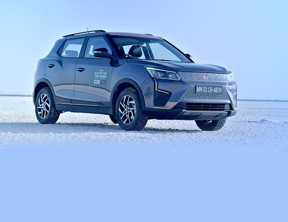 Mahindra XUV400 sets unprecedented record as the first EV to travel across Rann of Kutch on a single charge